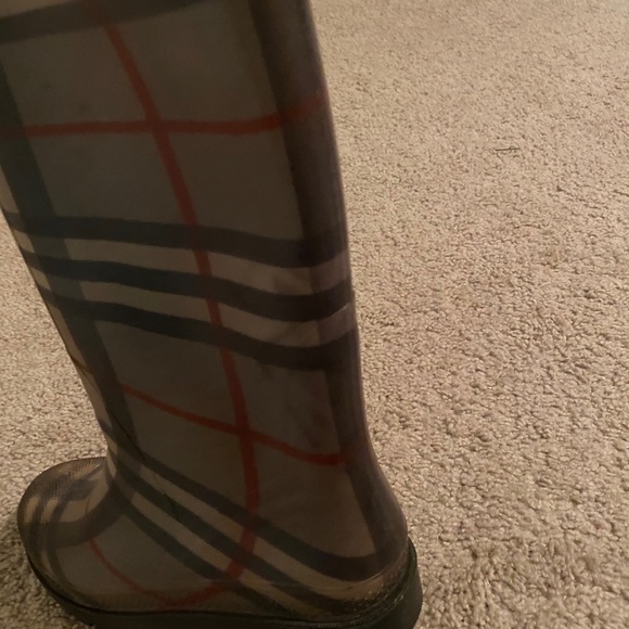 Burberry rain boots - Picture 5 of 5